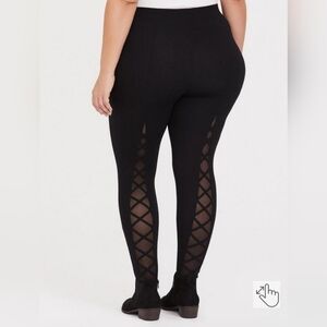 Torrid Black Lattice Mesh Inset Leggings - Size 2 - 2XL